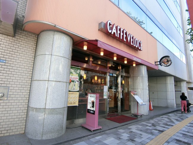 近くのカフェ・ベローチェ 西早稲田店