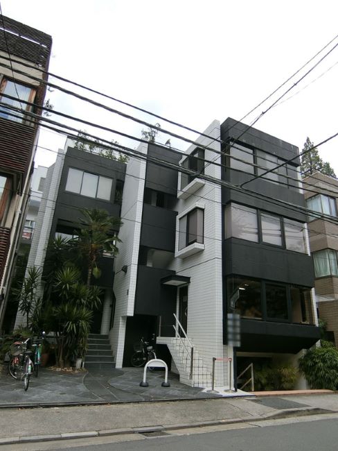 南青山ポイントビル