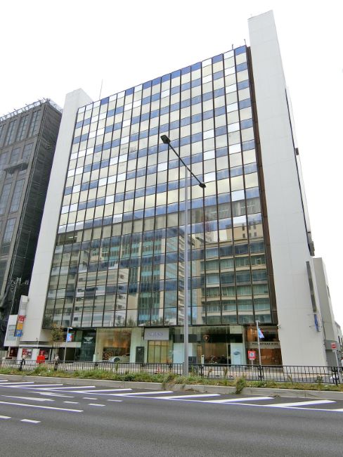 ポーラ青山ビル 1階 67 坪 Officee