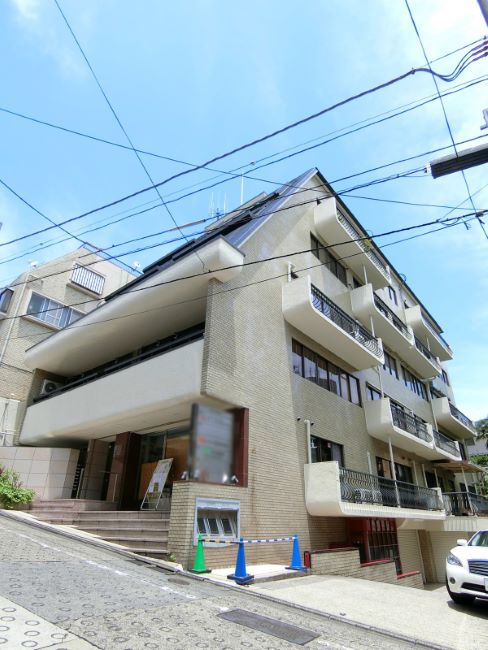 Ichigaya Sanaizaka Buil… Exterior