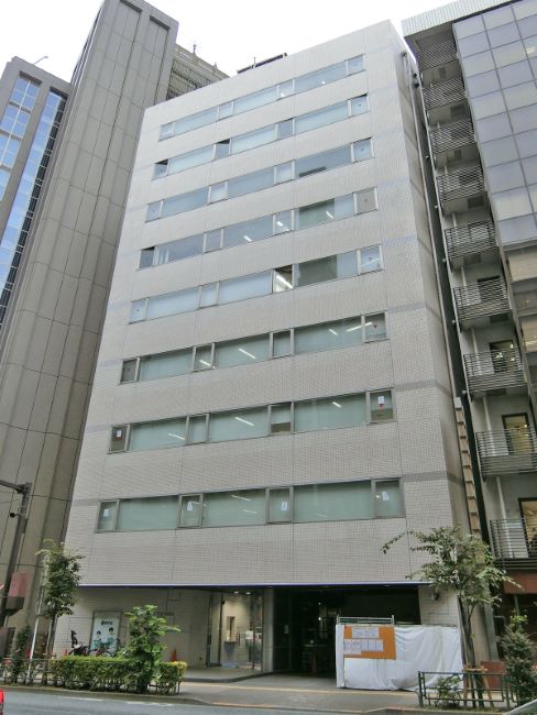 Mitsui Seimei Ikebukuro… Exterior