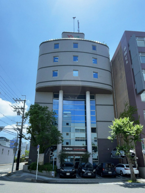 Y'sピア箕面船場ビル