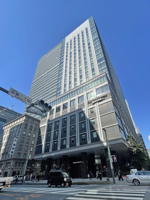 京橋トラストタワー