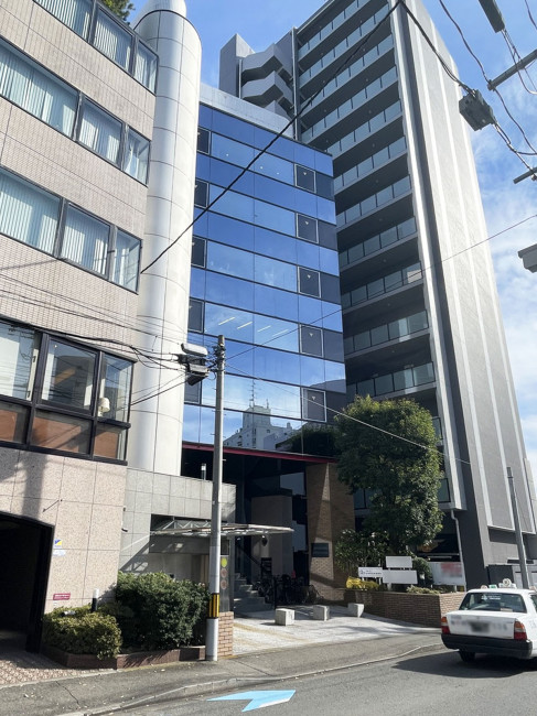 ロイヤーパークビル