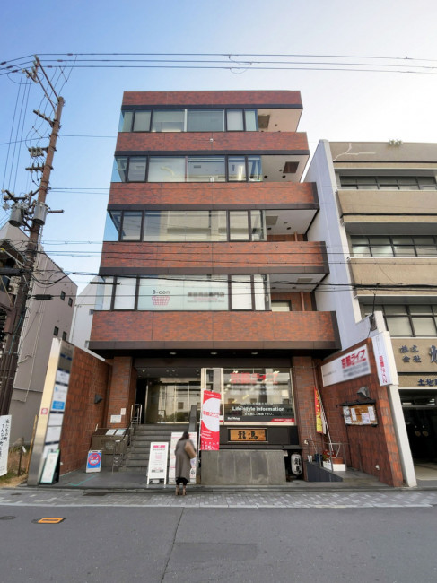 三条COHJUBLDG.