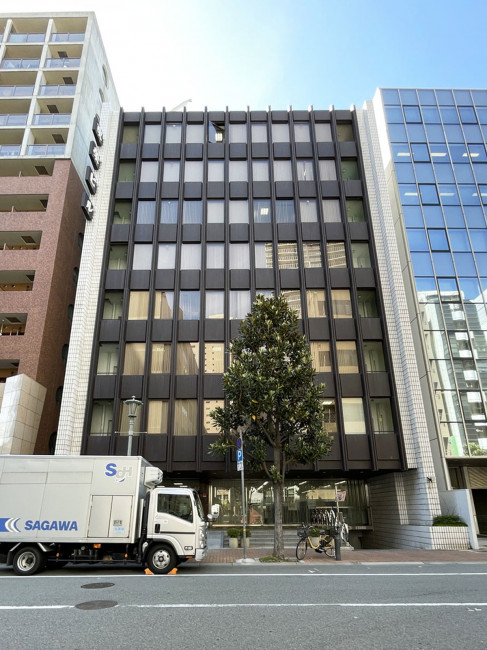 東栄ビル