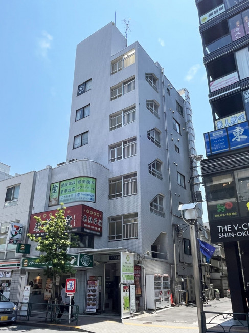 レアル新宿