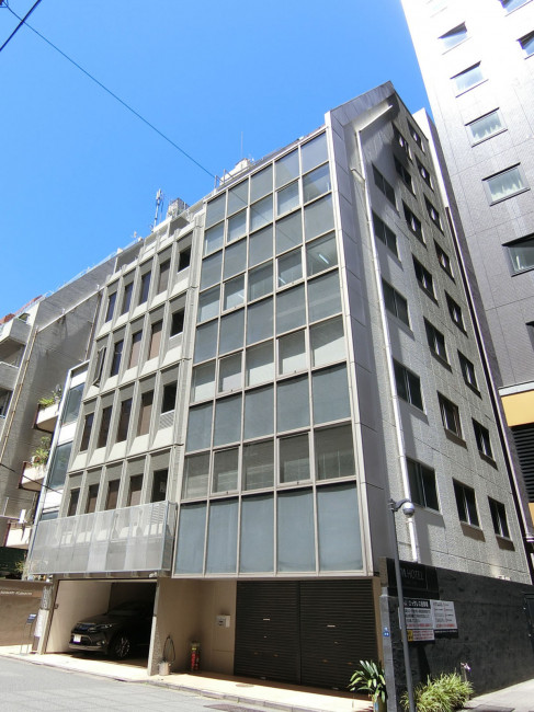 THE HUB半蔵門