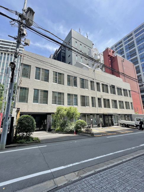 THE HUB麹町
