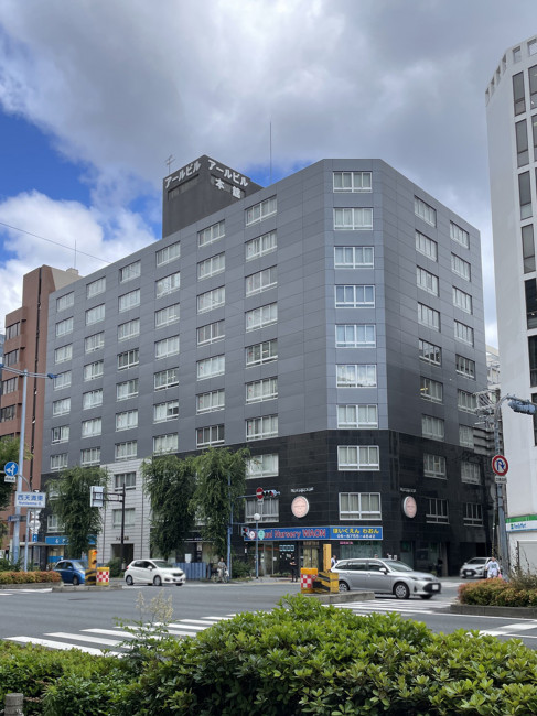 アールビル本館