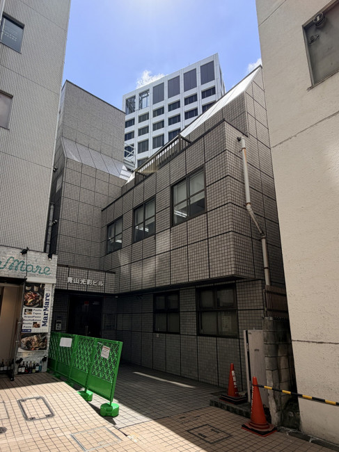 青山光影ビル