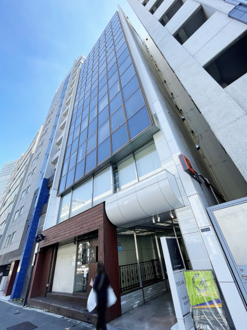 THE HUB 六本木一丁目