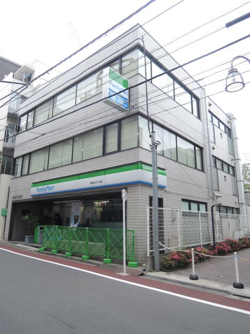 南青山モワビル