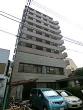 Yushima Hida Building Exterior