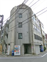 リベラル長島の外観