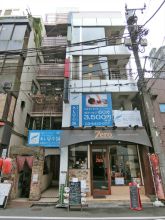 すやまビルの外観