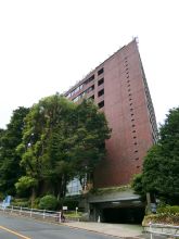 32 Shiba-Koen Building Exterior