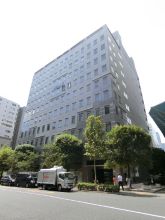 Higashi Yaesu Building Exterior