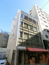 岡常小舟町ビルの外観