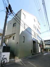Jingumae Green Building Exterior3