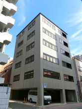 蔵前イシイビルの外観