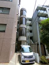 平井ビルの外観