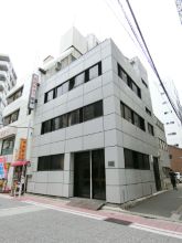 Uchiyama Insatsu Building Exterior