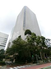 Shiroyama Trust Tower Exterior