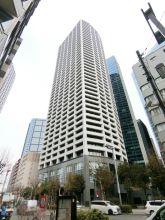 Concieria Nishi-Shinjuku Tower's West Exterior