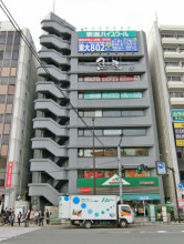 DS市ヶ谷ビルの外観
