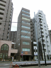 菅屋ビルの外観