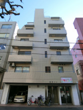 岩田ビルの外観