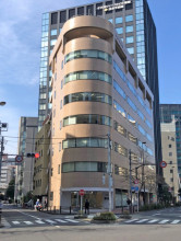 日本弘道会ビルの外観