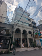科野ビルの外観
