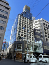 テラアシオス表参道の外観