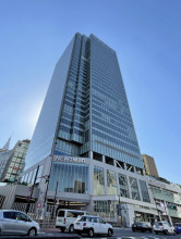 JR新宿ミライナタワーの外観