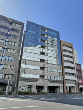 横浜塩業ビルの外観