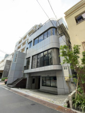 小島クラシックビルの外観