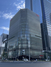 ヤンマー東京ビルの外観