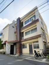 青山シルクレジデンスの外観
