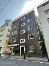 東西館ビルの外観