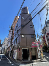 アユミビルの外観