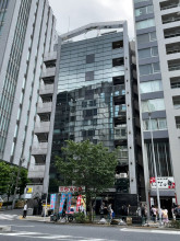 エトワールUビルの外観