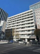 日本生命新橋ビルの外観