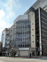 新山手ビルの外観