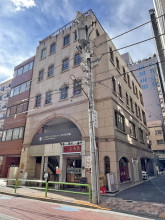 南青山クインビルの外観