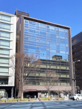サンシティ御池ビルの外観