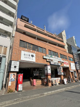山内ビルの外観