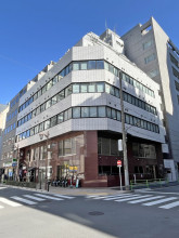 八丁堀FRONTの外観