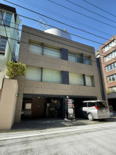 OF信濃町ビルの外観